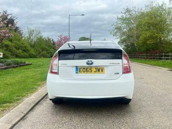 Toyota Prius 1.8 VVT-h T3 CVT Euro 5 (s/s) 5dr