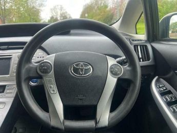 Toyota Prius 1.8 VVT-h T3 CVT Euro 5 (s/s) 5dr