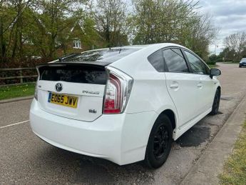 Toyota Prius 1.8 VVT-h T3 CVT Euro 5 (s/s) 5dr