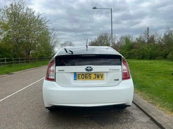 Toyota Prius 1.8 VVT-h T3 CVT Euro 5 (s/s) 5dr