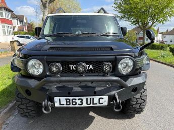 Toyota FJ Cruiser 4.0-V6-4X4-FRESH IMPORT-HUGE SPEC-SUPERB ONE OF A KIND+STUNNER