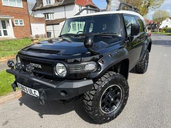 Toyota FJ Cruiser 4.0-V6-4X4-FRESH IMPORT-HUGE SPEC-SUPERB ONE OF A KIND+STUNNER