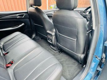 MG MG5 52.5kWh Exclusive Auto 5dr