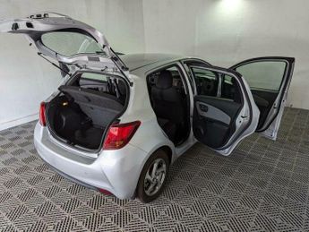 Toyota Yaris 1.5 VVT-h Icon E-CVT Euro 6 5dr