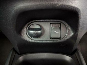 Toyota Yaris 1.5 VVT-h Icon E-CVT Euro 6 5dr