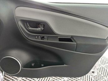 Toyota Yaris 1.5 VVT-h Icon E-CVT Euro 6 5dr