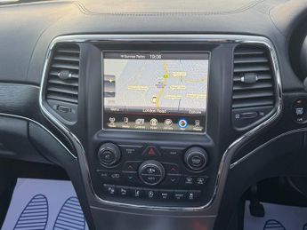Jeep Grand Cherokee 3.0 V6 CRD Summit SUV 5dr Diesel Auto 4WD Euro 6 (s/s) (250 ps)