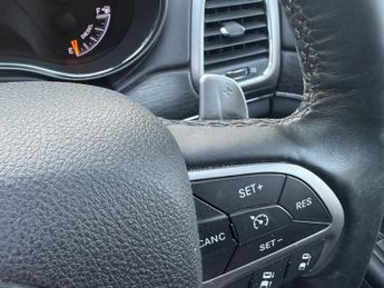 Jeep Grand Cherokee 3.0 V6 CRD Summit SUV 5dr Diesel Auto 4WD Euro 6 (s/s) (250 ps)