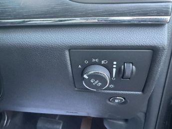 Jeep Grand Cherokee 3.0 V6 CRD Summit SUV 5dr Diesel Auto 4WD Euro 6 (s/s) (250 ps)