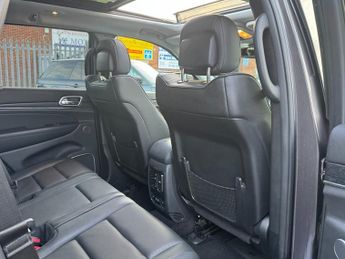 Jeep Grand Cherokee 3.0 V6 CRD Summit SUV 5dr Diesel Auto 4WD Euro 6 (s/s) (250 ps)