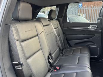 Jeep Grand Cherokee 3.0 V6 CRD Summit SUV 5dr Diesel Auto 4WD Euro 6 (s/s) (250 ps)