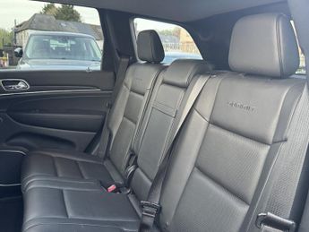 Jeep Grand Cherokee 3.0 V6 CRD Summit SUV 5dr Diesel Auto 4WD Euro 6 (s/s) (250 ps)