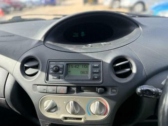 Toyota Yaris 1.3 VVT-i T Spirit 5dr