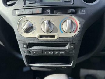 Toyota Yaris 1.3 VVT-i T Spirit 5dr