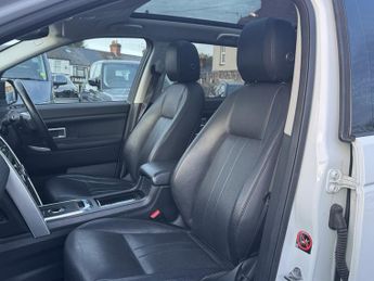 Land Rover Discovery Sport 2.0 Si4 HSE SUV 5dr Petrol Auto 4WD Euro 6 (s/s) (240 ps)