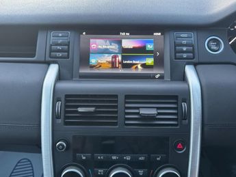 Land Rover Discovery Sport 2.0 Si4 HSE SUV 5dr Petrol Auto 4WD Euro 6 (s/s) (240 ps)