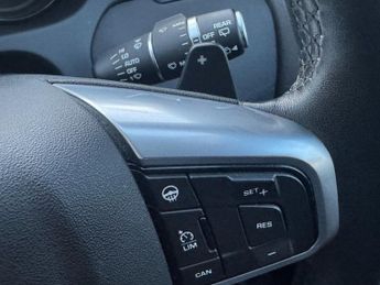 Land Rover Discovery Sport 2.0 Si4 HSE SUV 5dr Petrol Auto 4WD Euro 6 (s/s) (240 ps)