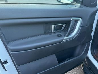 Land Rover Discovery Sport 2.0 Si4 HSE SUV 5dr Petrol Auto 4WD Euro 6 (s/s) (240 ps)