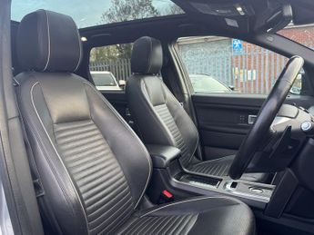 Land Rover Discovery Sport 2.0 Si4 HSE Dynamic Lux SUV 5dr Petrol Auto 4WD Euro 6 (s/s) (29