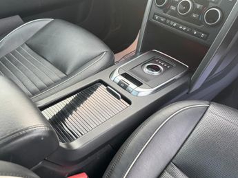 Land Rover Discovery Sport 2.0 Si4 HSE Dynamic Lux SUV 5dr Petrol Auto 4WD Euro 6 (s/s) (29