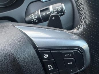 Land Rover Discovery Sport 2.0 Si4 HSE Dynamic Lux SUV 5dr Petrol Auto 4WD Euro 6 (s/s) (29