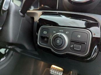 Mercedes-Benz A Class 2.0 A200d AMG Line 8G-DCT Euro 6 (s/s) 5dr