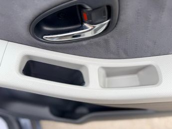 Toyota Yaris VVT-I TR MM