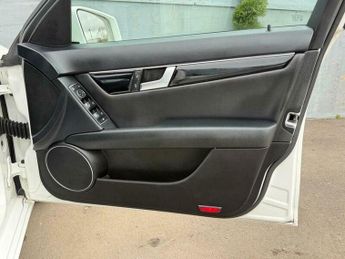 Mercedes-Benz C Class 2.1 C220 CDI Executive SE (Premium Plus) G-Tronic+ Euro 5 (s/s) 