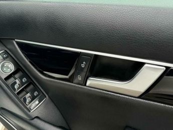 Mercedes-Benz C Class 2.1 C220 CDI Executive SE (Premium Plus) G-Tronic+ Euro 5 (s/s) 