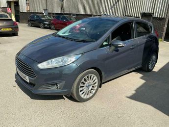 Ford Fiesta 1.0T EcoBoost Titanium Euro 5 (s/s) 5dr