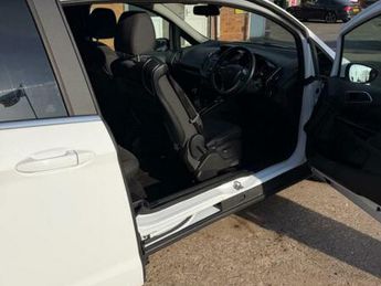 Ford B-Max 1.0T EcoBoost Zetec Navigator Euro 6 5dr