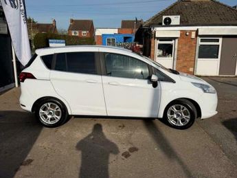 Ford B-Max 1.0T EcoBoost Zetec Navigator Euro 6 5dr