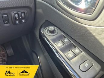 Renault Captur 1.5 dCi ENERGY Dynamique Nav SUV 5dr Diesel Auto Euro 6 (s/s) (9