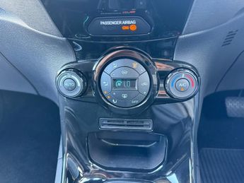 Ford Fiesta TITANIUM