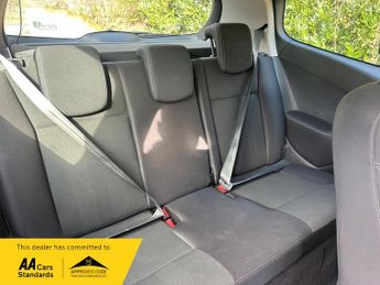 Renault Clio DYNAMIQUE TOMTOM 16V