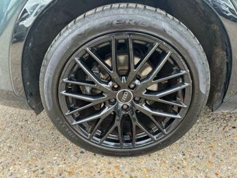 Audi Q3 1.4 TFSI CoD Black Edition S Tronic Euro 6 (s/s) 5dr