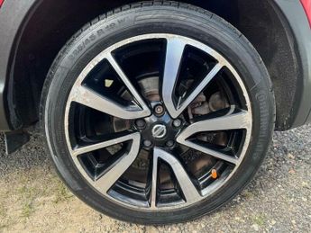 Nissan Qashqai 1.2 DIG-T Tekna XTRON 2WD Euro 6 (s/s) 5dr