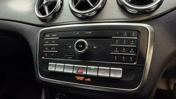 Mercedes-Benz C Class 1.6 GLA200 AMG Line Edition 7G-DCT Euro 6 (s/s) 5dr