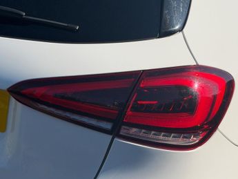 Mercedes A Class 2.0 A200d AMG Line 8G-Automatic Euro 6 5dr