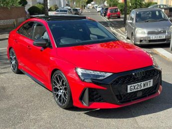 Audi RS3 2.5 TFSI Carbon Vorsprung S Tronic quattro Euro 6 (s/s) 4dr