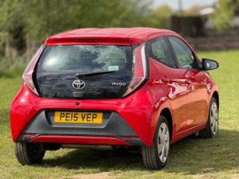 Toyota AYGO 1.0 VVT-i x-play Euro 5 5dr Euro 5
