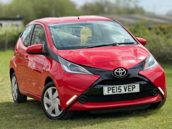 Toyota AYGO 1.0 VVT-i x-play Euro 5 5dr Euro 5
