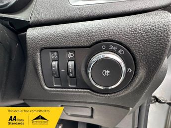 Vauxhall Astra AUTO DESIGN 1.6 PETROL 5 DOOR 115 BHP AUTOMATIC