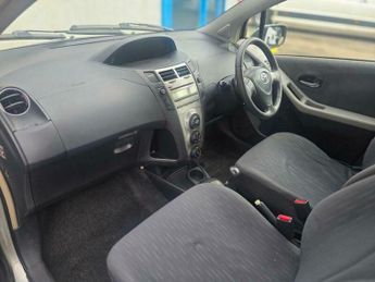Toyota Yaris 1.33 Dual VVT-i TR MultiMode Euro 4 (s/s) 5dr