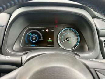 Nissan Leaf 40kWh Tekna Hatchback 5dr Electric Auto (150 ps)