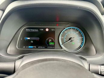 Nissan Leaf 40kWh Tekna Hatchback 5dr Electric Auto (150 ps)