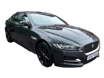 Jaguar XE D R-SPORT
