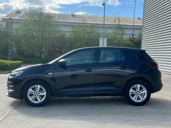 Vauxhall Grandland X 1.2 Turbo SE Auto Euro 6 (s/s) 5dr