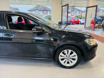 Volkswagen Golf 1.6 TDI BlueMotion Tech SE DSG Euro 5 (s/s) 5dr