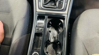 Volkswagen Golf 1.6 TDI BlueMotion Tech SE DSG Euro 5 (s/s) 5dr